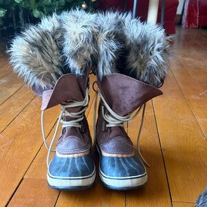 Sorel Joan of Arctic